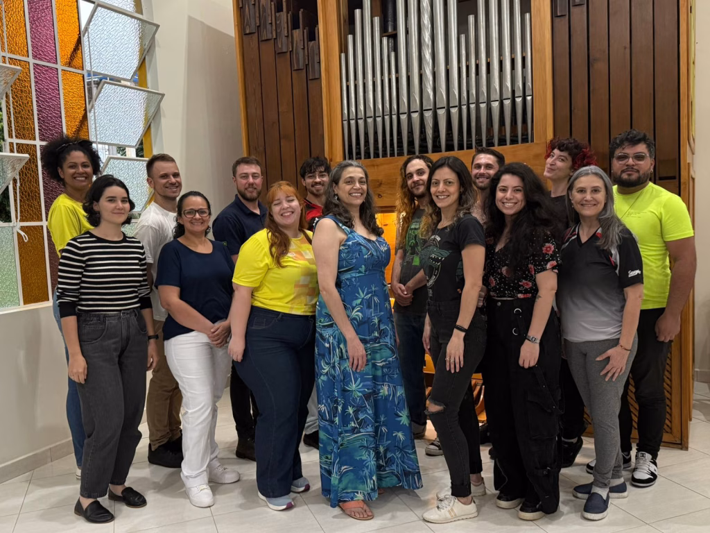 Coro Cidade de Ponta Grossa faz concerto de Natal com órgão de tubos