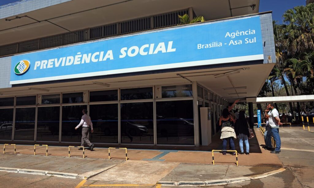 Aposentadoria em 2026 tem novas exigências nas regras de transição