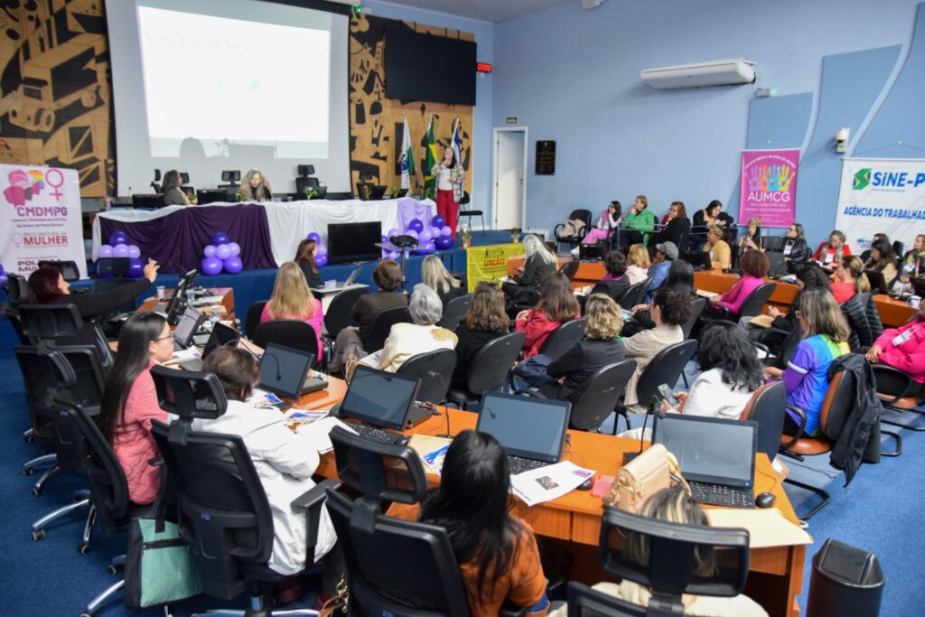 Audiência pública discute 1º Plano de Direitos das Mulheres em Ponta Grossa