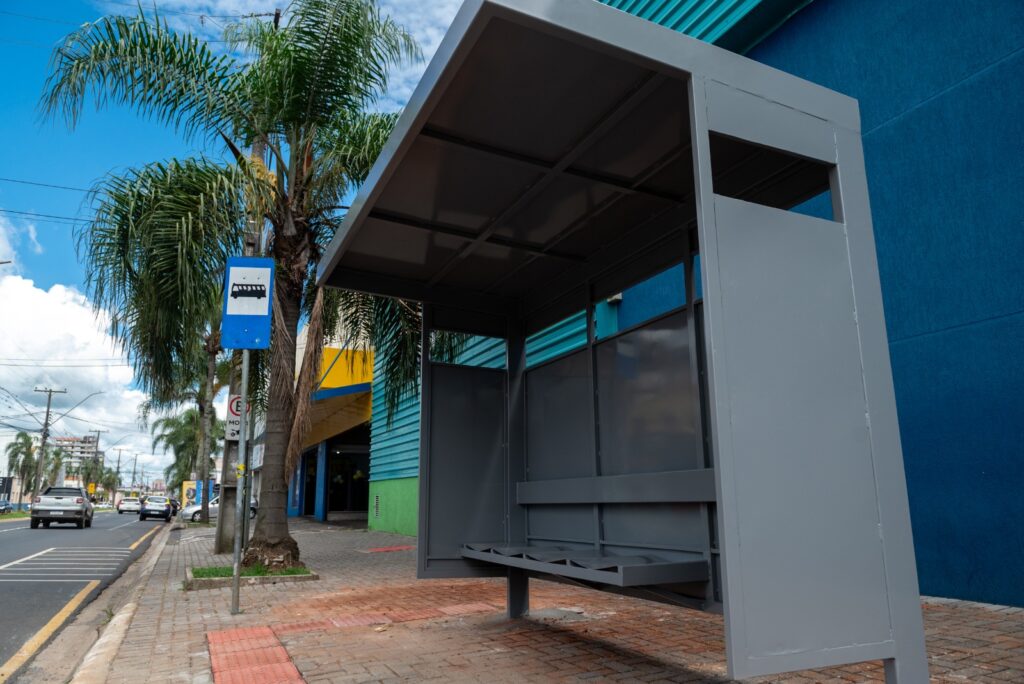 Imóveis com abrigo de ônibus podem ter isenção parcial do IPTU em PG
