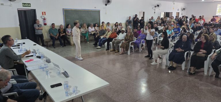 Câmara nos Bairros leva atendimentos e homenagens ao Jardim Paraíso