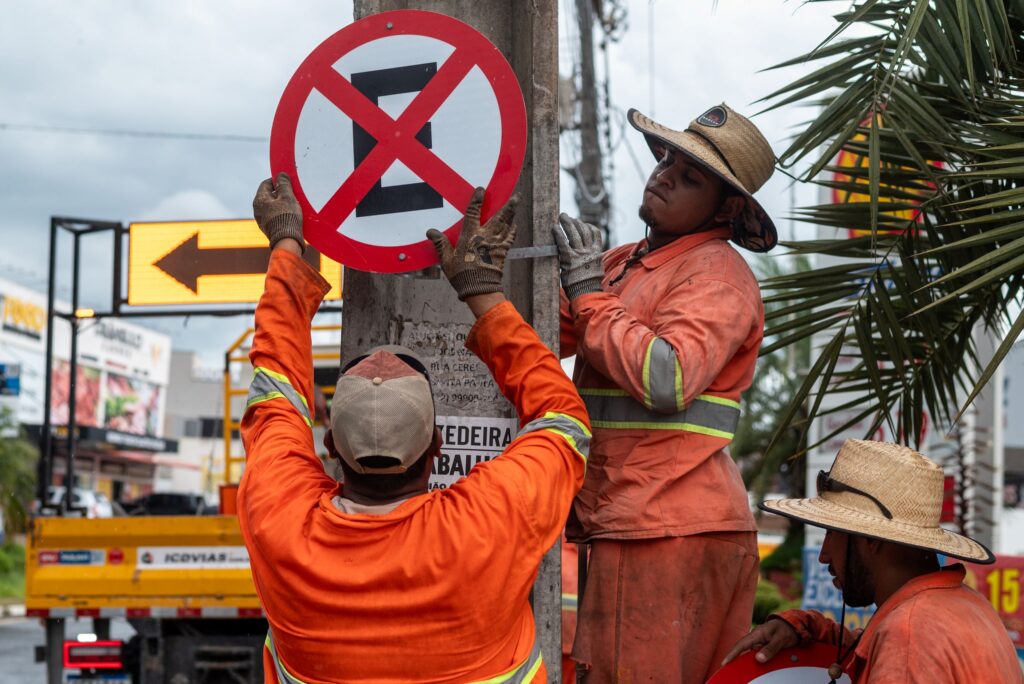 Ponta Grossa amplia sinalização viária da cidade