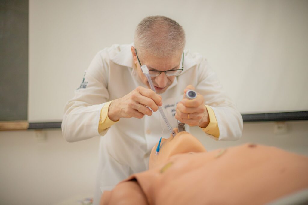 Medicina da UEPG atinge nota máxima no Enamed 2025