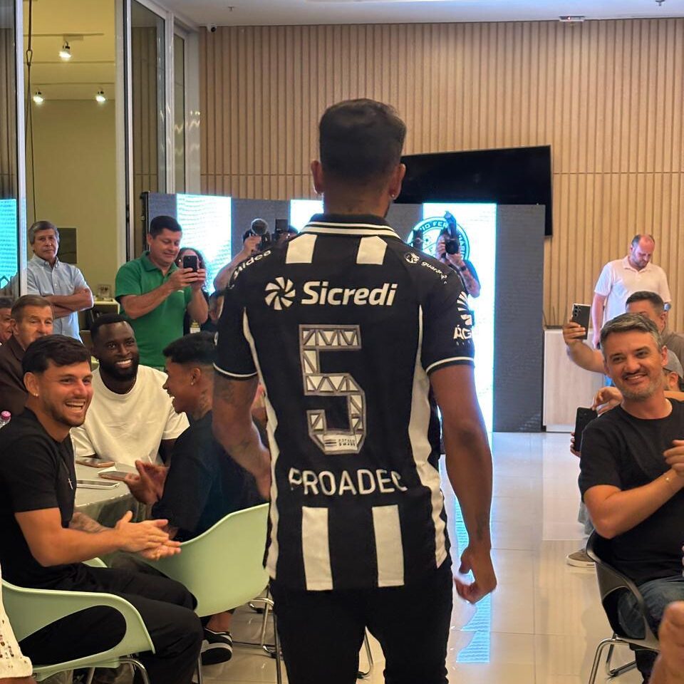 Sicredi confirma patrocínio ao Operário no lançamento do uniforme da temporada 2026