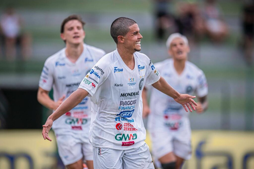 Operário Ferroviário é classificado para a terceira fase da Copinha sub-20 após goleada