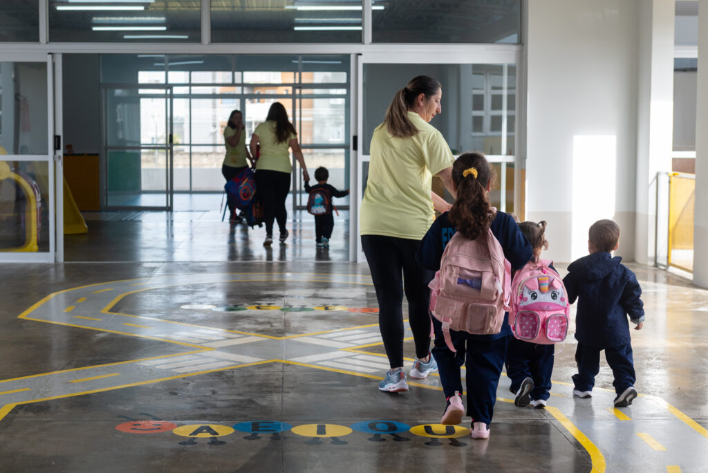 Prefeitura nega desabastecimento de merenda escolar no primeiro dia
