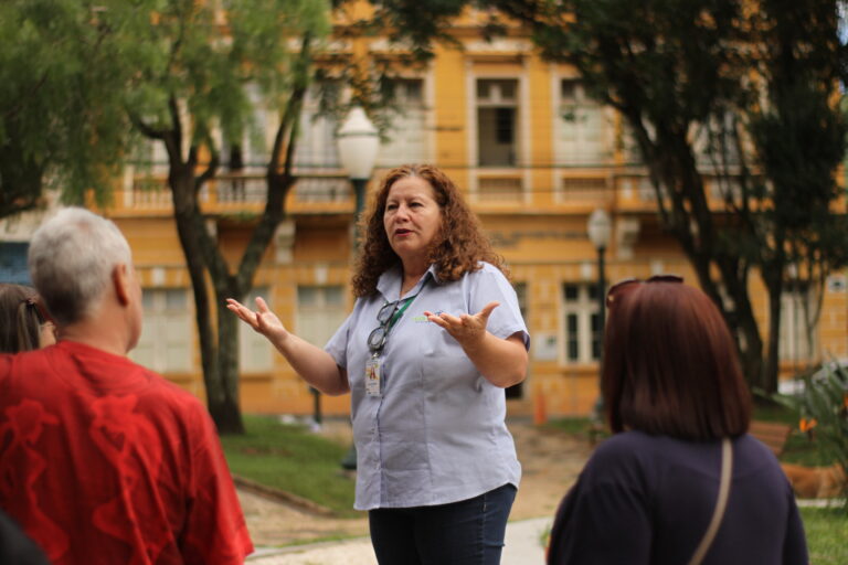 Turistas gastam 3 vezes mais e aquecem economia de PG durante o Carnaval