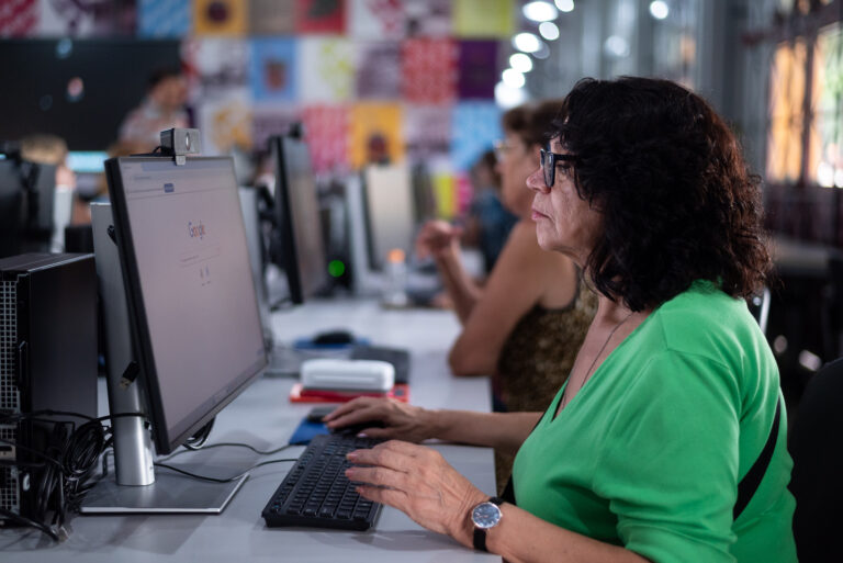 Letramento digital em PG: Aprenda sobre o uso da internet na Semana da Transformação Digital