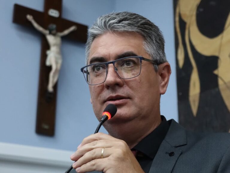 Júlio Kuller: “Eu sou do grupo político da prefeita Elizabeth e serei o candidato” | ASSISTA AQUI!