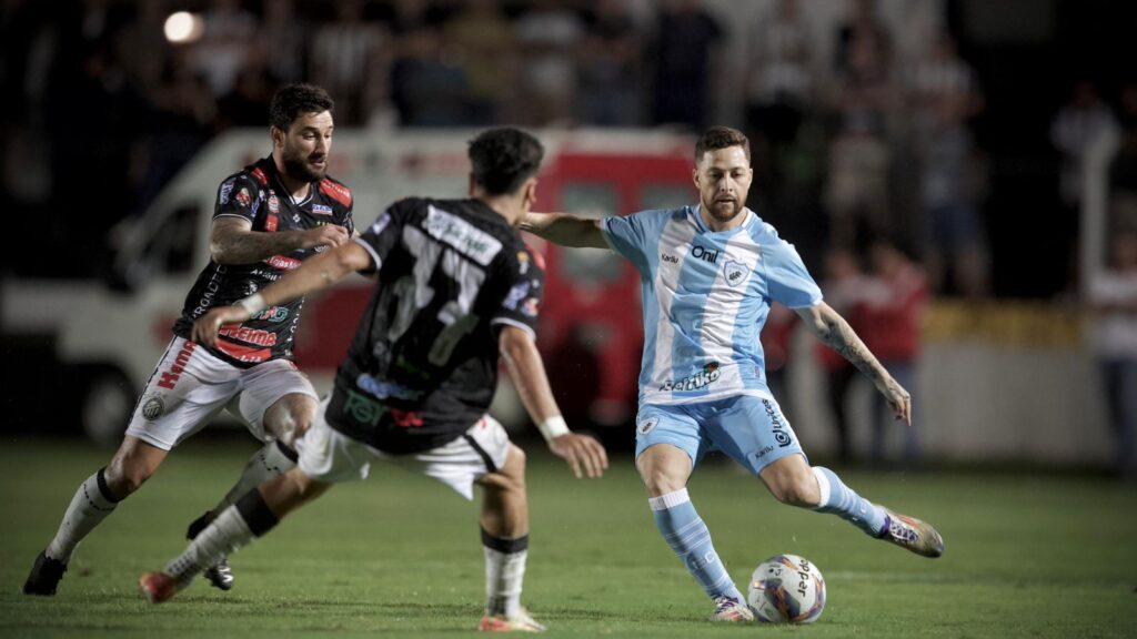 Operário enfrenta Londrina na final do Campeonato Paranaense 2026