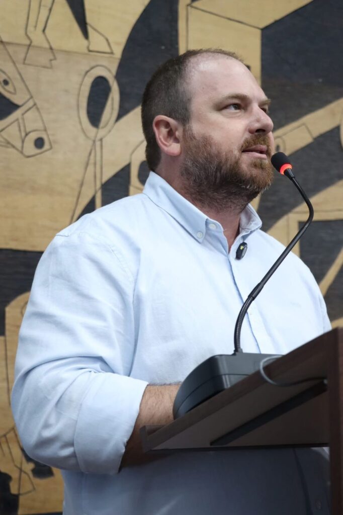 Após decisão do STF, vereador alerta para risco na privatização da Celepar