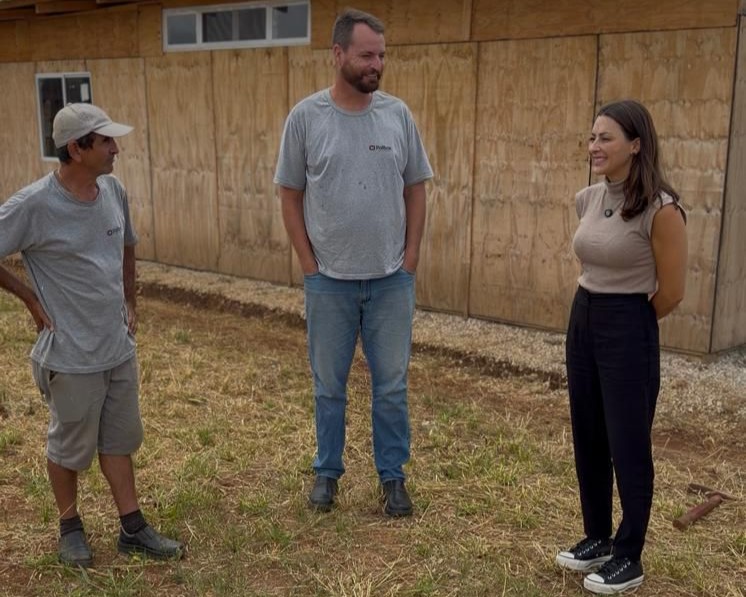 Mabel fiscaliza obras de colégio estadual no Los Angeles em PG