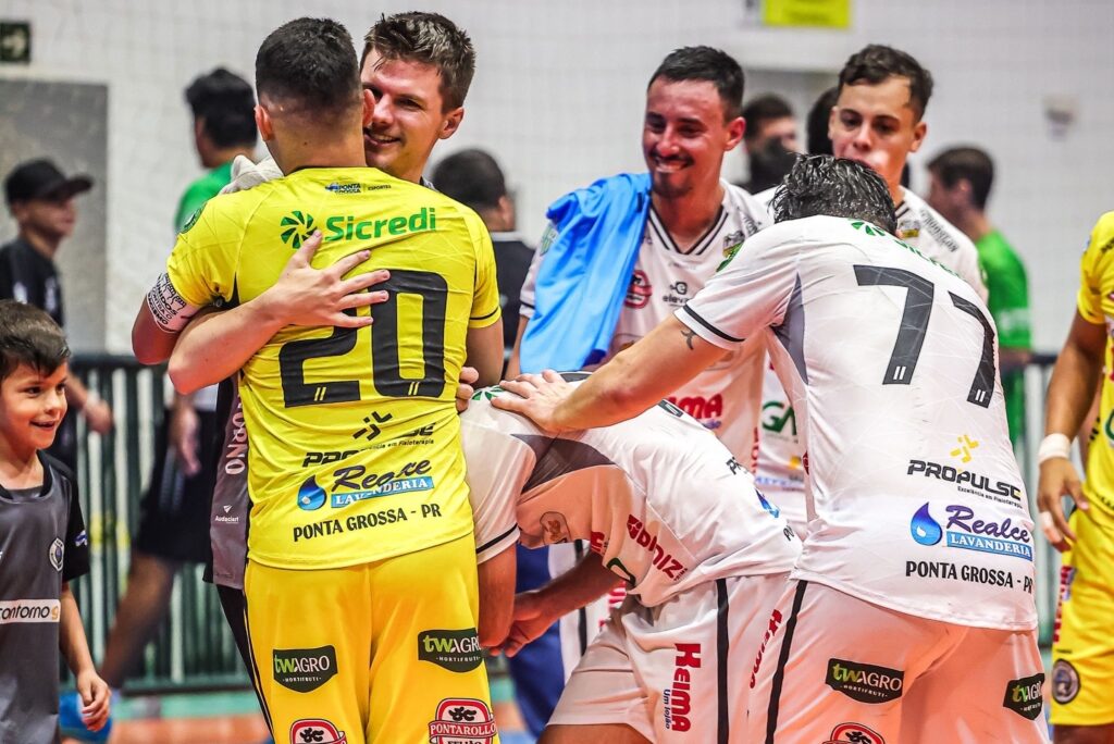 Contorno Futsal estreia com vitória por 5 a 1 na Série Bronze do Paranaense