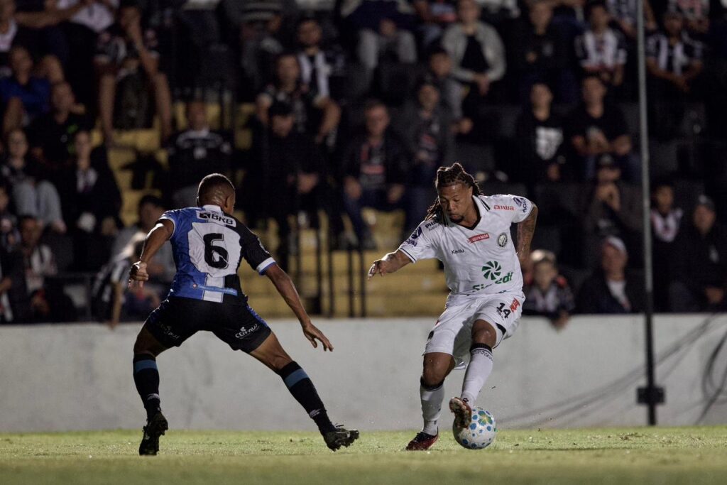 Operário enfrenta o Fluminense na 5ª fase da Copa do Brasil