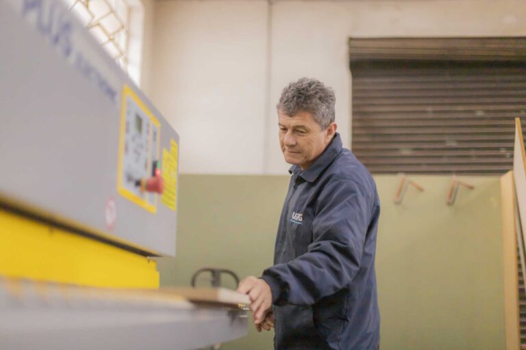 Alep aprova reajuste de até 31,49% para Agentes de Apoio da UEPG