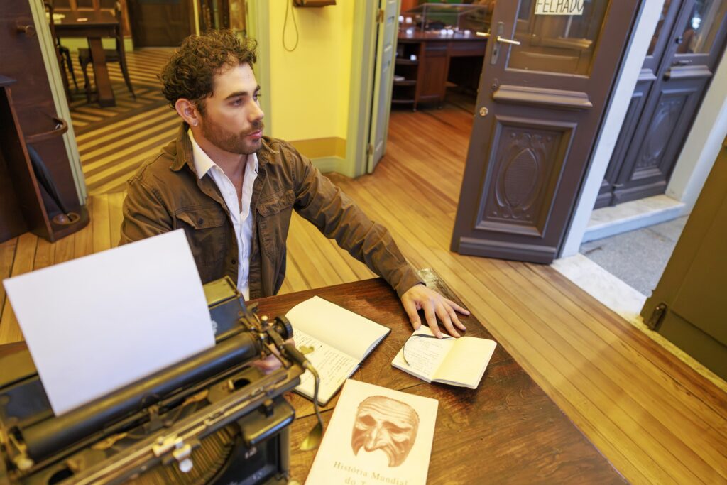 Curso gratuito de teatro abre inscrições em Ponta Grossa