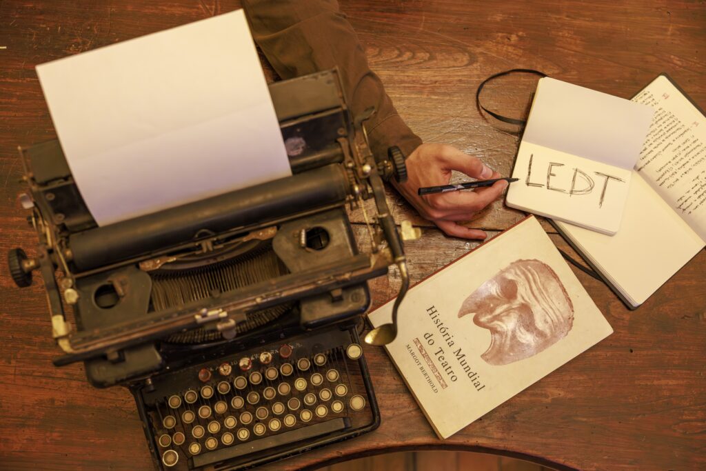 Curso gratuito de teatro abre inscrições em Ponta Grossa